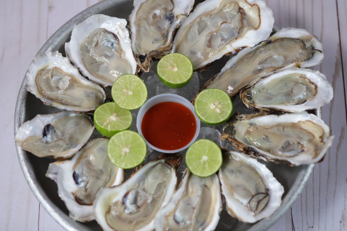 Fresh seasonal seafood displayed at a Japanese fish market
