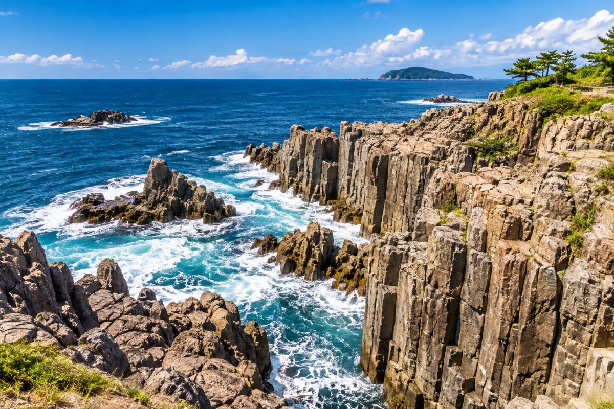 Distinctive columnar rock formations and dramatic coastal cliffs at Tojinbo overlooking the Sea of Japan in Fukui, Japan